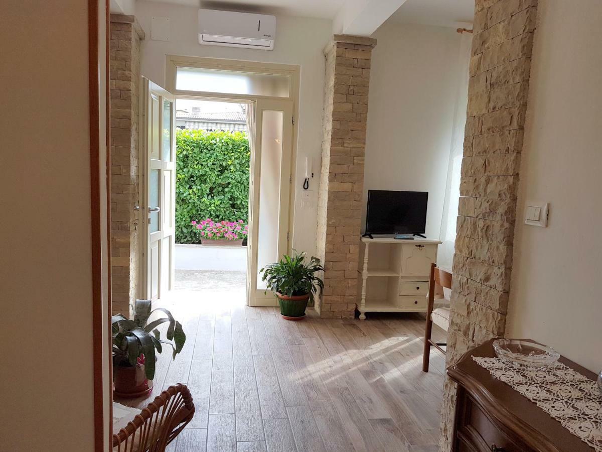 A Casa Di Clementina Apartment Raffa Luaran gambar