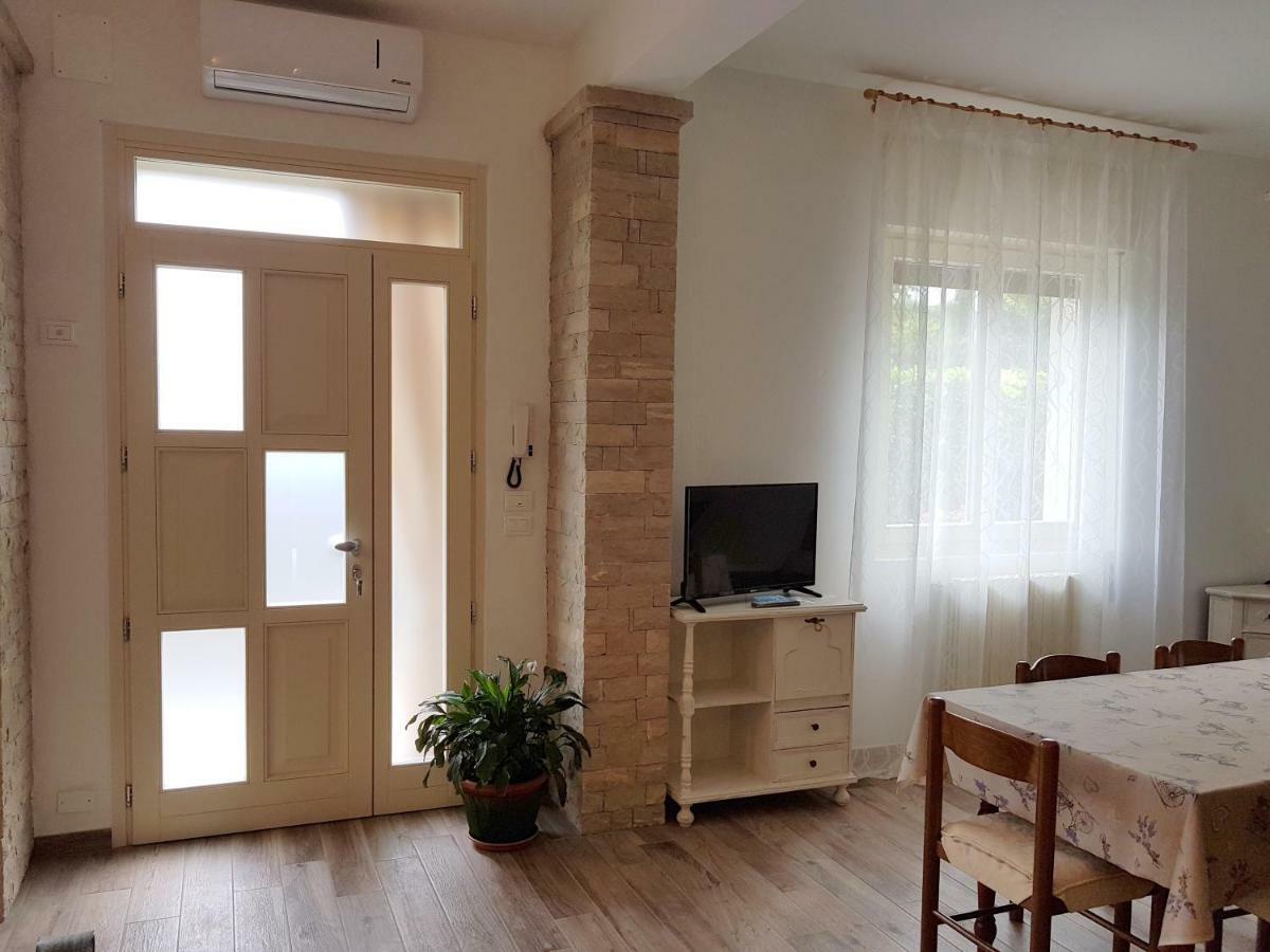 A Casa Di Clementina Apartment Raffa Luaran gambar